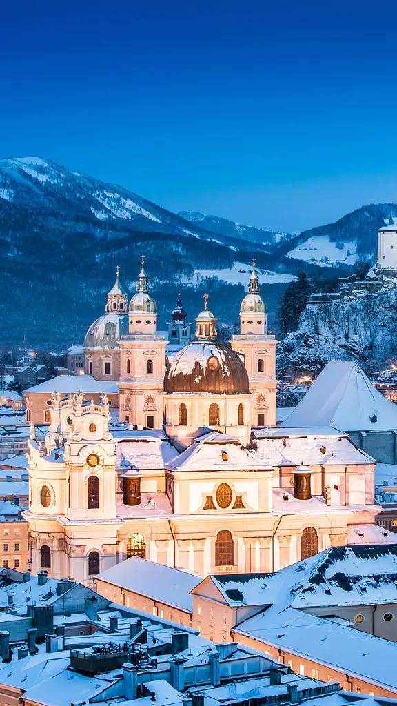 雪化粧した旧市街