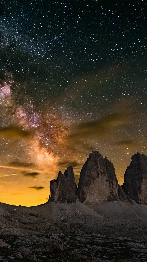 Tra le vette e le stelle