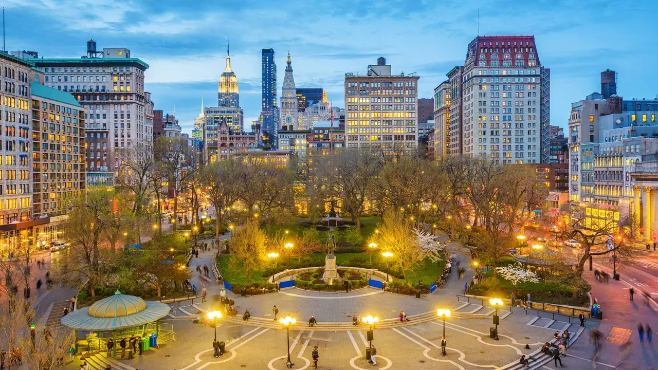 Sundown on Union Square
