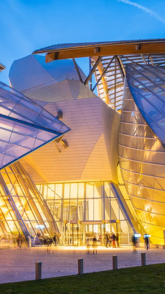 A fashionista art center