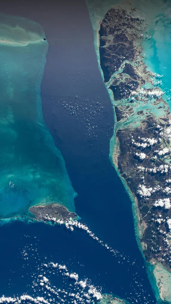 &Auml;therische K&uuml;stenperspektive