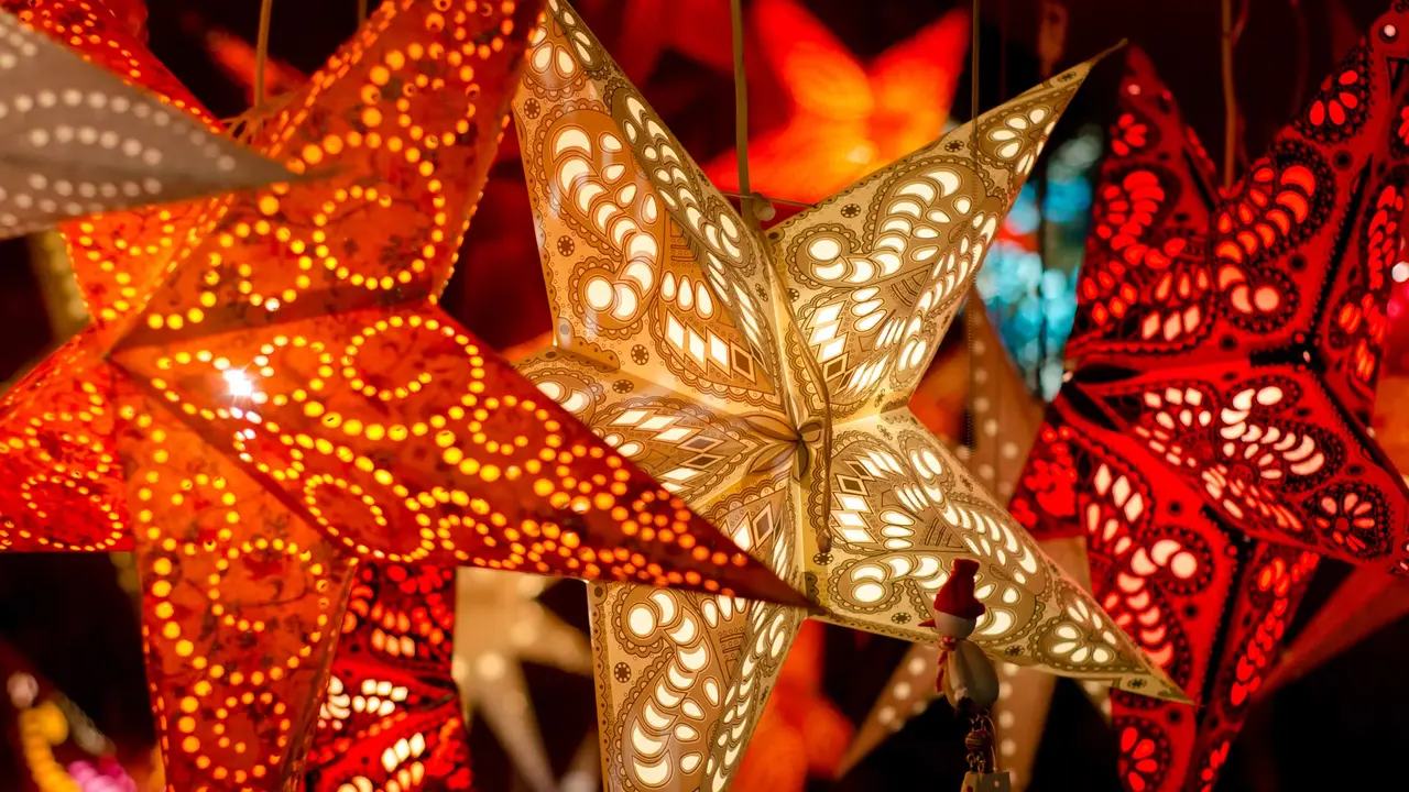 Twinkle, twinkle, paper stars