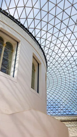 明日は大英博物館の開館日