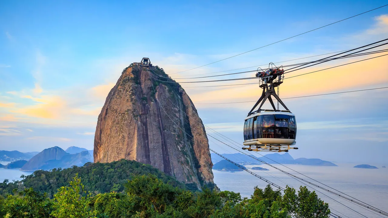 Cable car and Sugarloaf Mountain, Rio de Janeiro, Brazil
