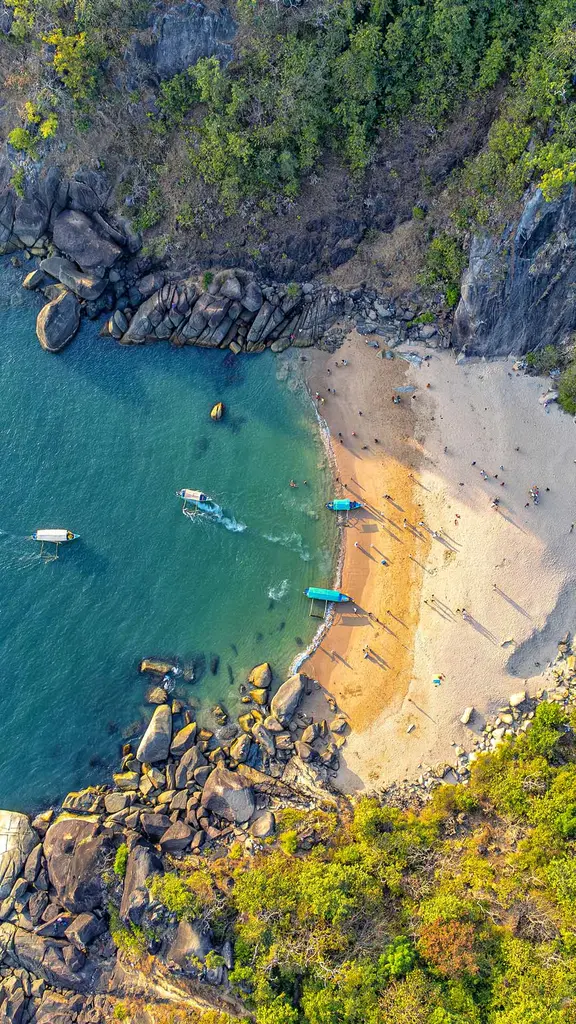 Jewel beyond the tides