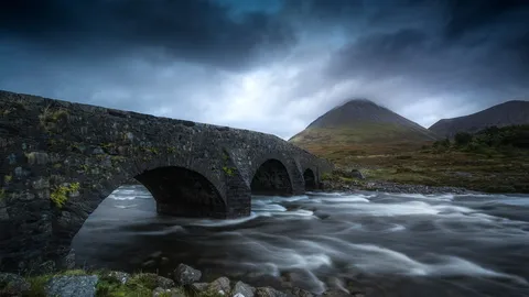 Et au milieu coule une rivi&egrave;re&hellip;