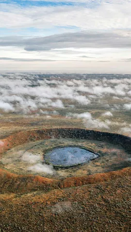 是谁击中了地面？