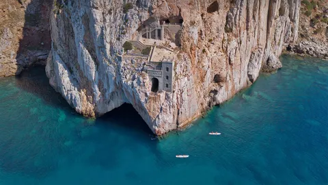 弗拉维亚港，意大利撒丁岛