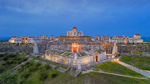 埃尔瓦什附近的格拉萨圣母堡，葡萄牙